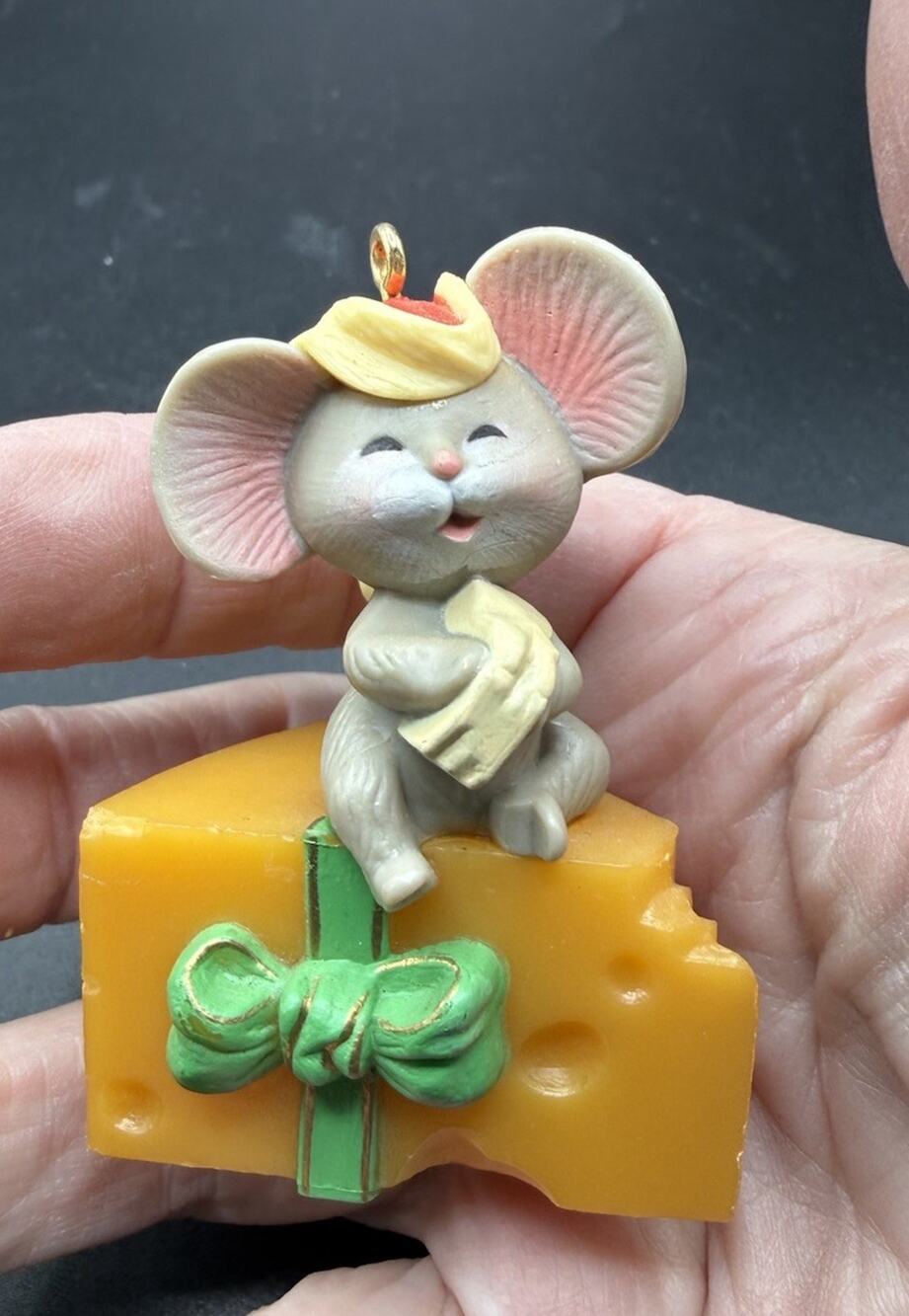 Vintage 1983 Hallmark Keepsake Ornament Mouse on Cheddar Cheese No Box LO20